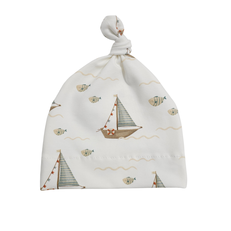 Knotenmütze Küstenkind Boote Fische