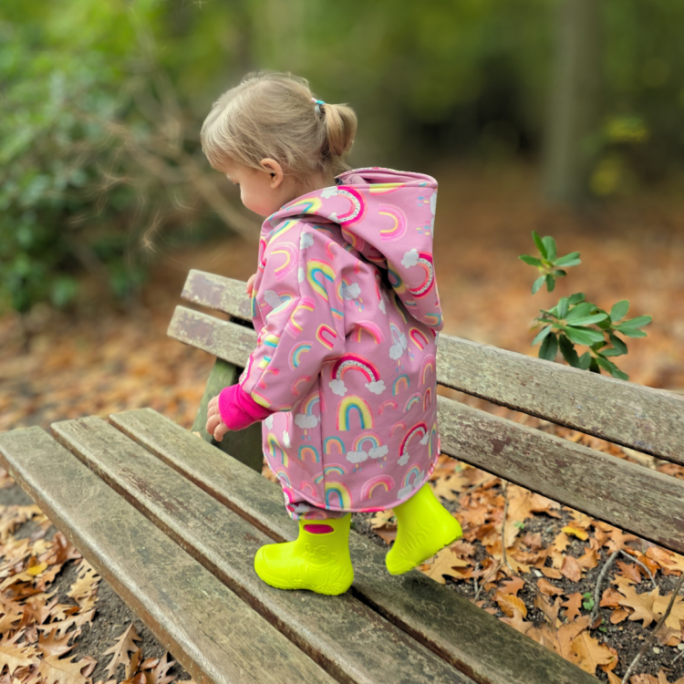 Softshell Jacke Oversize Regenbögen auf rosa