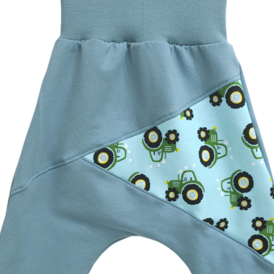 Pumphose Meno triangolo Traktor grün Sweat taubenblau (Bündchen taubenblau)