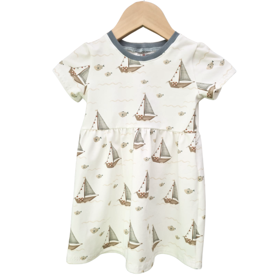 Basic Kleid Küstenkind Boote Fische (Bündchen taubenblau) 86-128